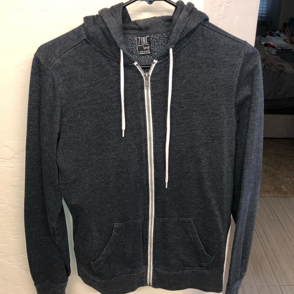 Zine zip up
